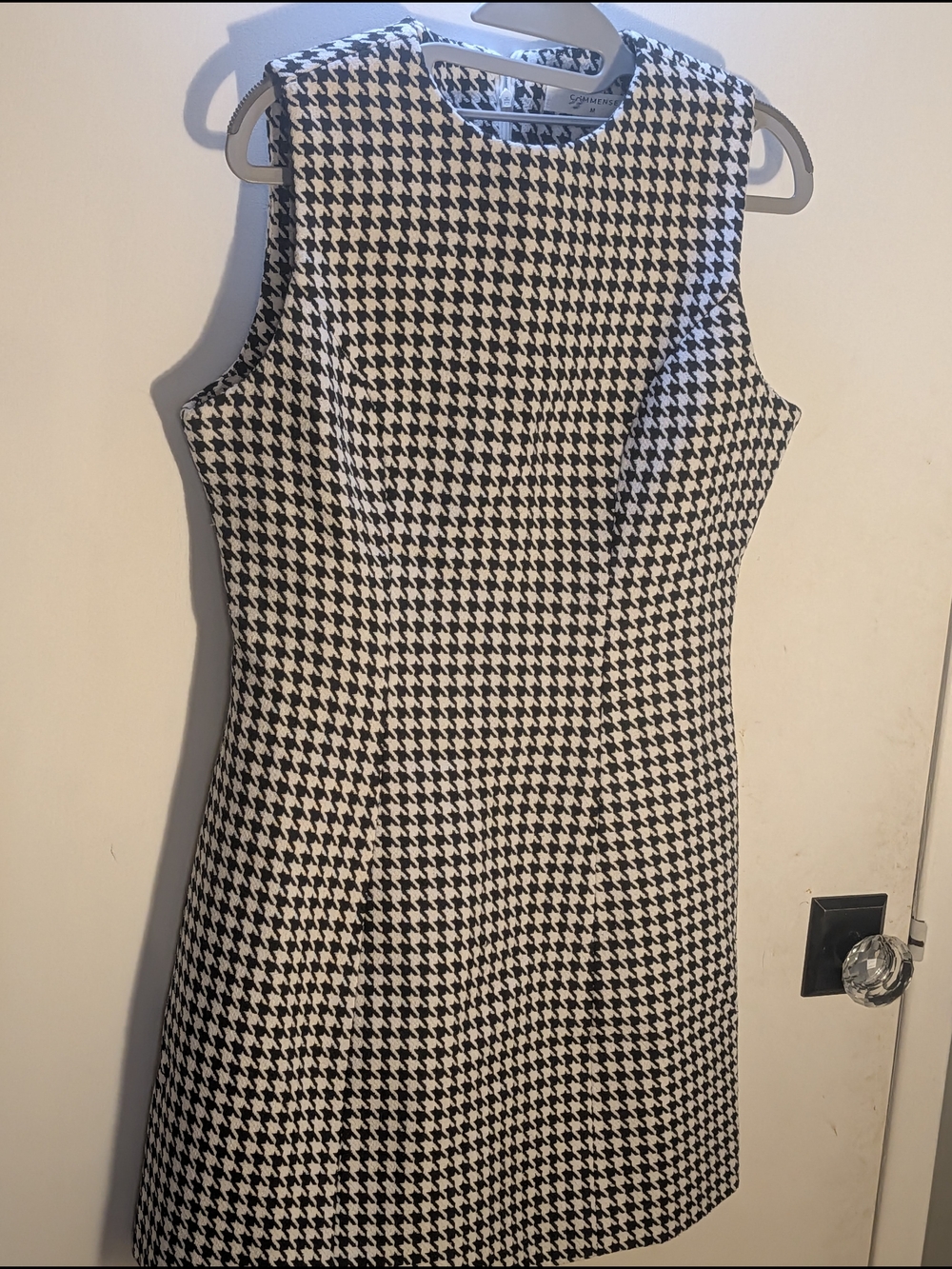 Commense Black & White Houndstooth Sleeveless Mini Dress